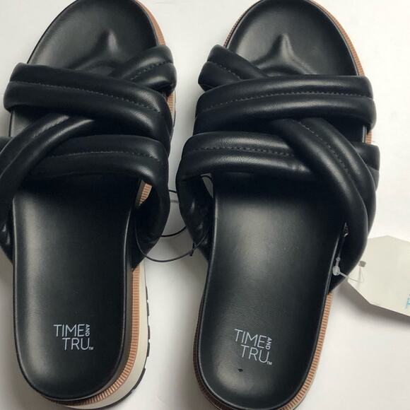 Time and Tru Women's Cross Strap Black Sandals Sz 6 - Picture 10 of 11